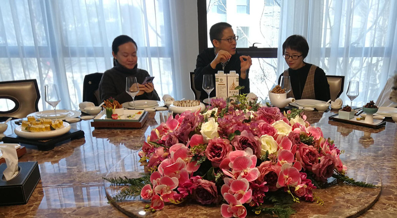 集团举行1月生日管理层餐叙