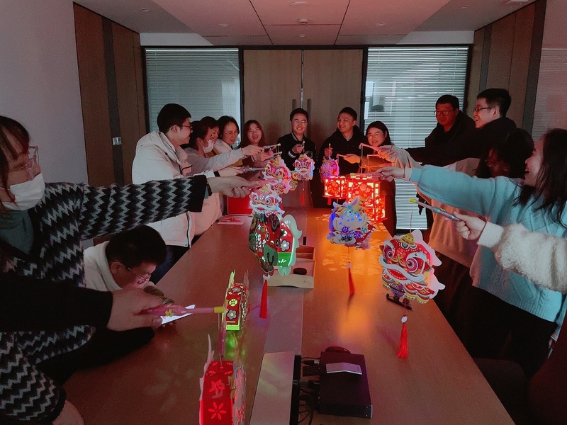 喜闹元宵欢乐多