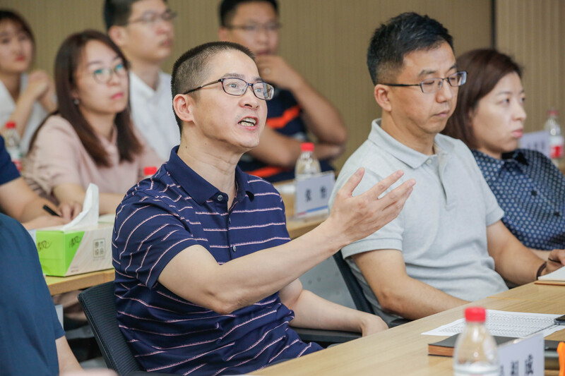 赛尔集团举行2021年中晋升述职会