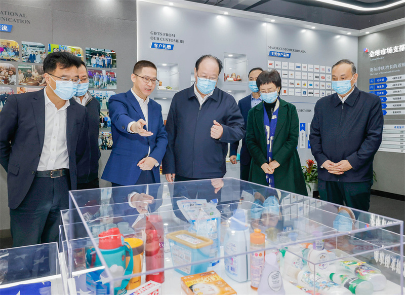 浙江省委常委、宁波市委书记彭佳学深入赛尔集团调研